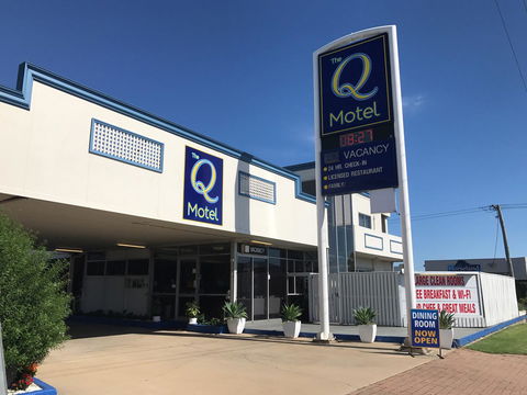 The Q Motel Rockhampton - Hervey Bay Accommodation 2