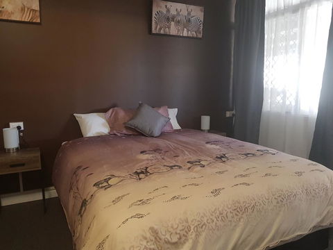 The Q Motel Rockhampton - Hervey Bay Accommodation 5