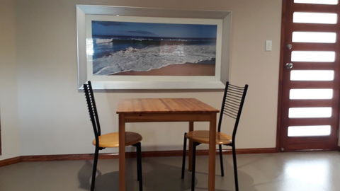 Private Apartment With Scenic Gardens - Hervey Bay Accommodation 8