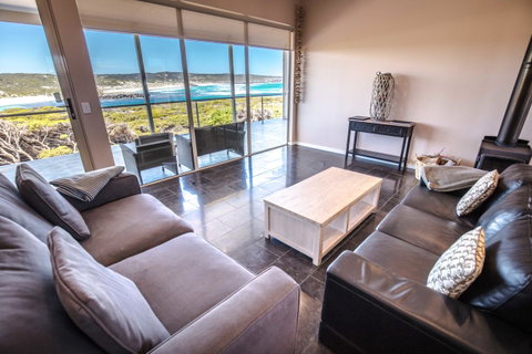 Hanson Bay Cabins - Hervey Bay Accommodation 7