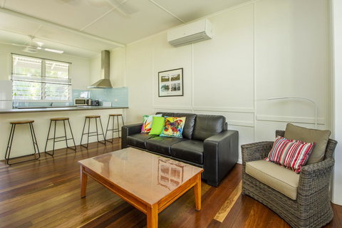 Kooyong Apartment 3 - Tourism Hervey Bay 1