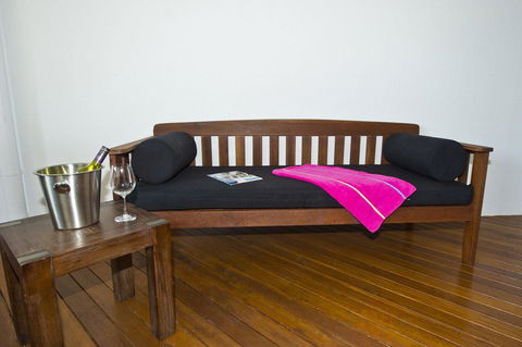 Maggies Beachfront Apartment 6 - Tourism Hervey Bay 9