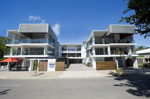 Maggies Beachfront Apartment 6 - Tourism Hervey Bay 0