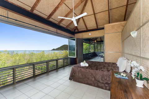 Absolute Beachfront - Hervey Bay Accommodation 6