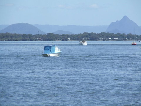 Spacious Family Unit With Incredible Views. - Hervey Bay Accommodation 3