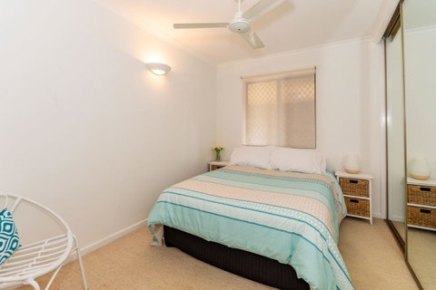 Spacious Family Unit With Incredible Views. - Hervey Bay Accommodation 7