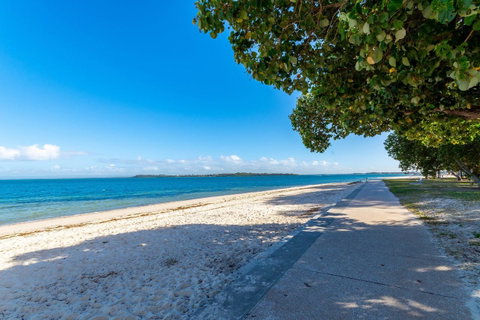 Waterfront Views From Private Rooftop Balcony - Bayview South Esp, Bongaree - Hervey Bay Accommodation 15