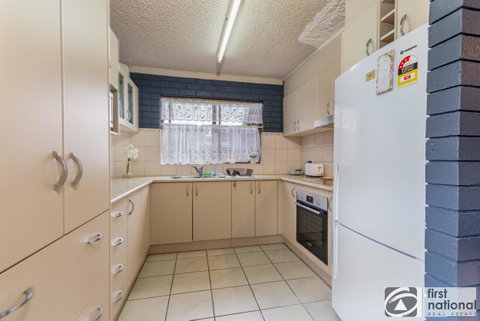 Air Conditioned Unit Stones Throw To The Waterfront. - Hervey Bay Accommodation 13