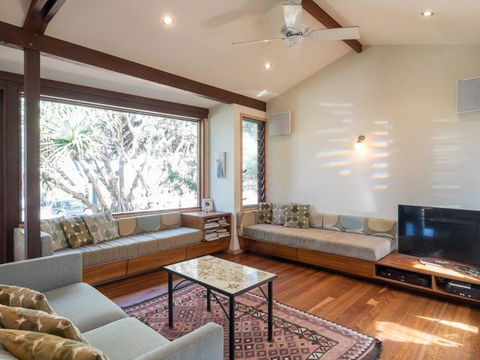 Laguna House - Hervey Bay Accommodation 14