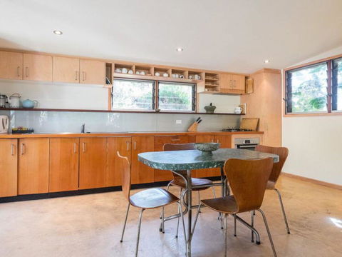 Laguna House - Hervey Bay Accommodation 11