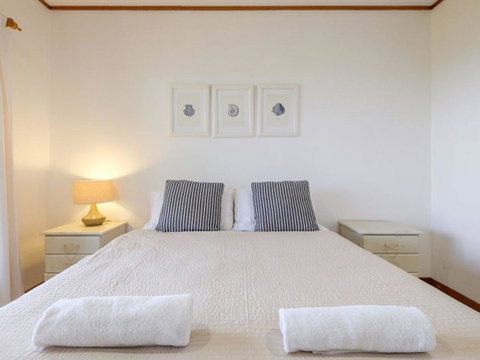 Claytons 1 By Discover Stradbroke - Hervey Bay Accommodation 25