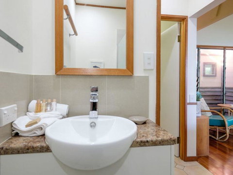 Claytons 1 By Discover Stradbroke - Hervey Bay Accommodation 10
