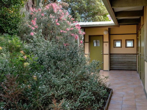 Claytons 1 By Discover Stradbroke - Hervey Bay Accommodation 1