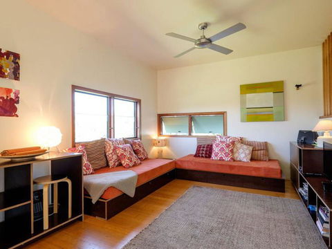 Eddies Place - Hervey Bay Accommodation 13