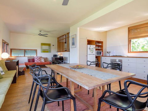 Eddies Place - Hervey Bay Accommodation 9