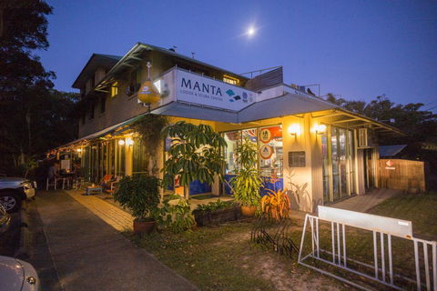 Manta Lodge YHA & Scuba Centre - Hervey Bay Accommodation 0