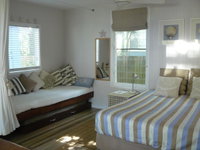 Book Amity Point Accommodation Vacations Hervey Bay Accommodation Hervey Bay Accommodation