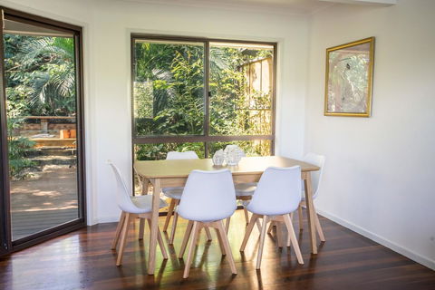 Point Break Beach House - Hervey Bay Accommodation 6