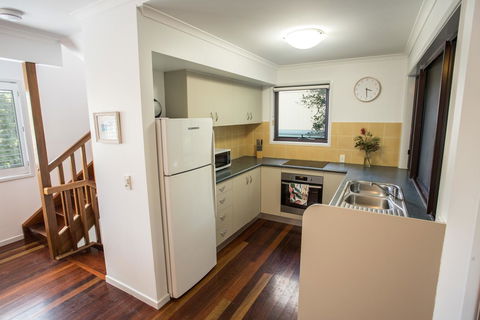 Point Break Beach House - Hervey Bay Accommodation 4