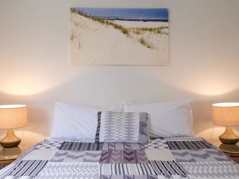 Beachies 3 - Tourism Hervey Bay 10