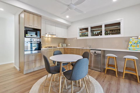 Day Dreaming - Hervey Bay Accommodation 0