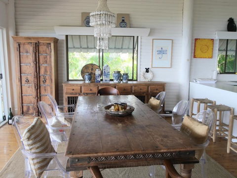 Annie's White House - Hervey Bay Accommodation 3