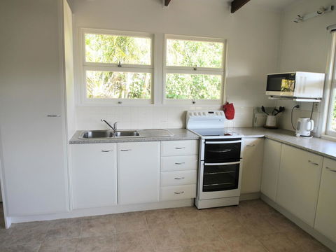 BAMBARA - Hervey Bay Accommodation 5