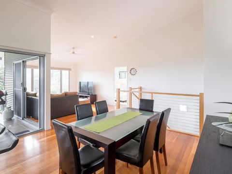 Island Time - Hervey Bay Accommodation 0