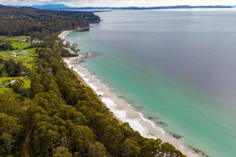 Adventure Bay Holiday Home - Hervey Bay Accommodation 11