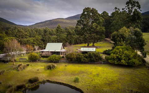 Parnella Adventure Bay, Bruny Island - Hervey Bay Accommodation 15