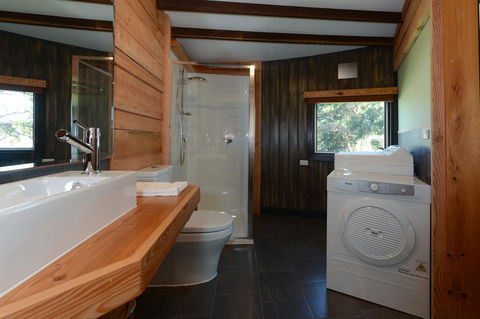 Taylors Bay Cottage - Tourism Hervey Bay 11