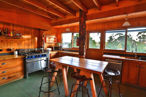 Bruny Island Lodge - Tourism Hervey Bay 4