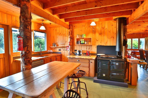 Bruny Island Lodge - Tourism Hervey Bay 3