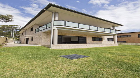 'Ocean To Beach' Luxury Hide Away - Tourism Hervey Bay 1