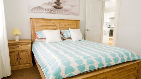 'RIVERSIDE RETREAT' 544 Ocean Drive, North Haven - Tourism Hervey Bay 1