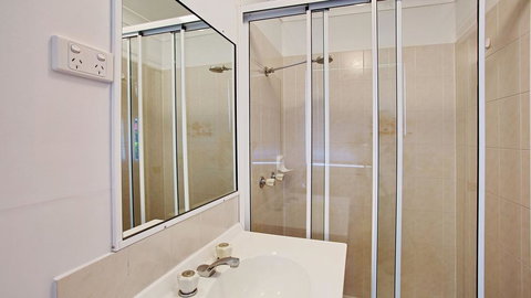 'The Hideaway' At Shoal Bay - Hervey Bay Accommodation 3