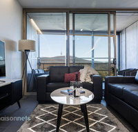 1 Bedroom Apt With Parking Walk to ANU - Hervey Bay Accommodation