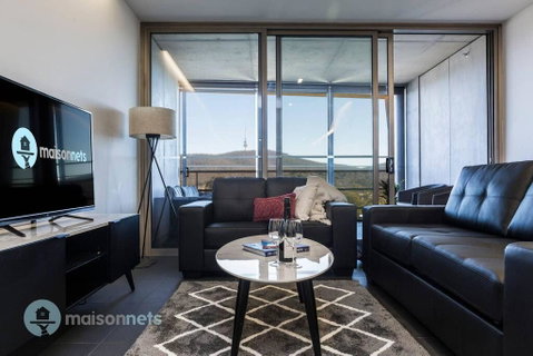 1 Bedroom Apt With Parking Walk To ANU - Hervey Bay Accommodation 0