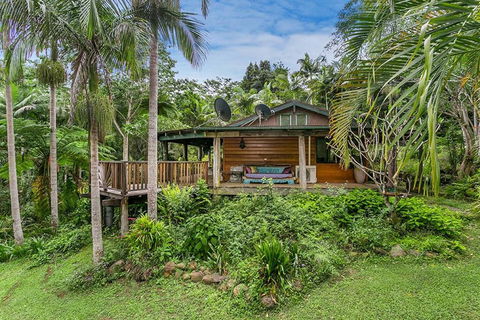 1 Bedroom Home Surrounded By Nature - Hervey Bay Accommodation 0