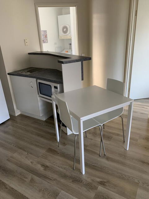 1 Bedroom Unit In 4 Star Tropical Resort In Noosaville - Hervey Bay Accommodation 1
