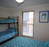 1 Naiad Court - Lowset family home with swimming pool and covered deck. Pet friendly - Tourism Hervey Bay