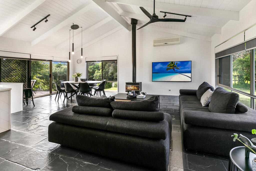 St Andrews Beach VIC Hervey Bay Accommodation