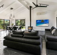 1 Oak - Rye Back Beach Accommodation - Hervey Bay Accommodation