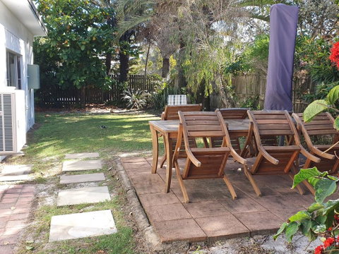 1 Spectrum Street, Rainbow Beach- Close To Shops And Main Beach - Hervey Bay Accommodation 3