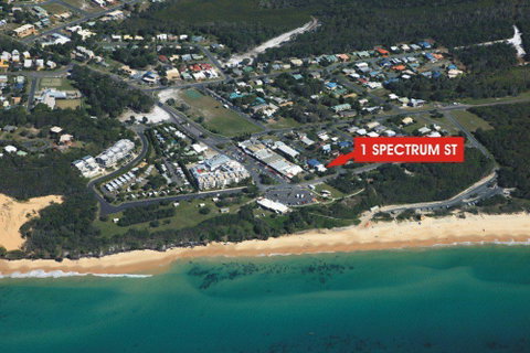 1 Spectrum Street, Rainbow Beach- Close To Shops And Main Beach - Hervey Bay Accommodation 2