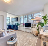 10 Barncleuth Square - Hervey Bay Accommodation