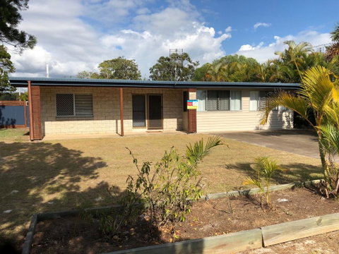 10 Cypress Avenue - Rainbow Beach, Fantastic Beach Location - Hervey Bay Accommodation 0