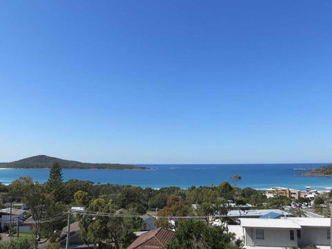 10 Garuwa Street - Fabulous Fingal - Tourism Hervey Bay 0