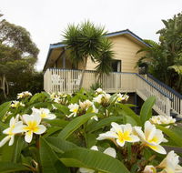 11 Coast at Boomerang Beach - Hervey Bay Accommodation