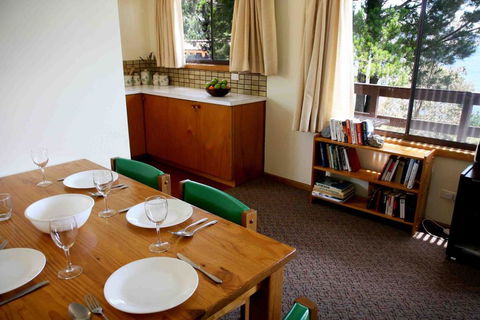 11 Townsend Street, Jindabyne - Hervey Bay Accommodation 0